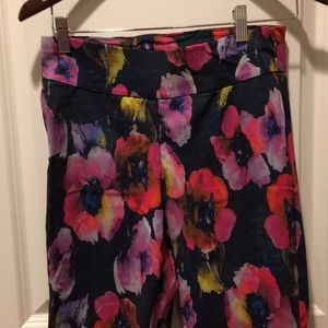 Soft Surroundings womens floral flowers pull on stretchy Pants size M black red